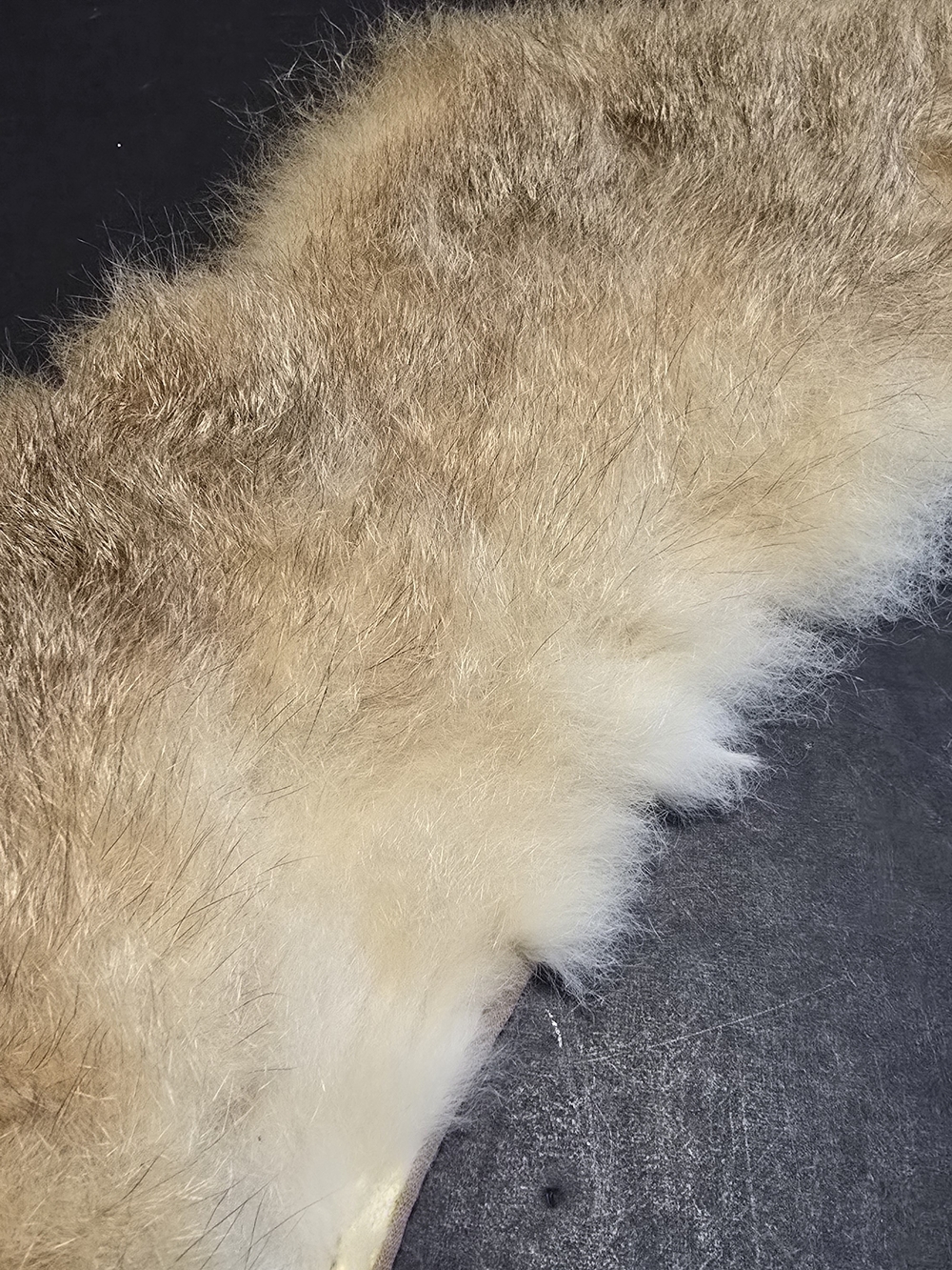 Vintage Fur Shawl Wrap Womens One Size Beige Handmade Quilted Satin Underside - Picture 12 of 16